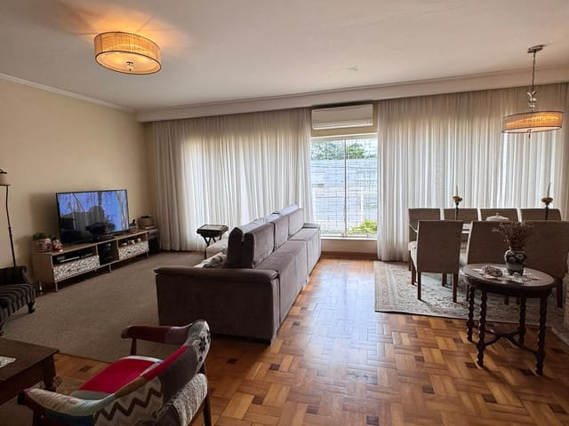 Casa com 325m² 3 quartos e 5 banheiros, à venda, no bairro Jardim da Saúde em São Paulo