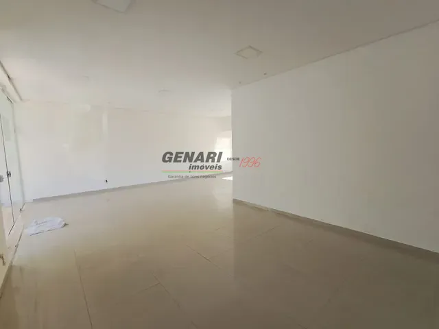 Casa com 451m², para alugar, no bairro Centro em Indaiatuba