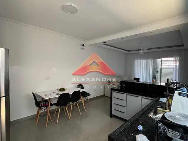 Casa com 125m² 2 quartos e 1 banheiro, à venda, no bairro Cidade Vista Verde em São José dos Campos