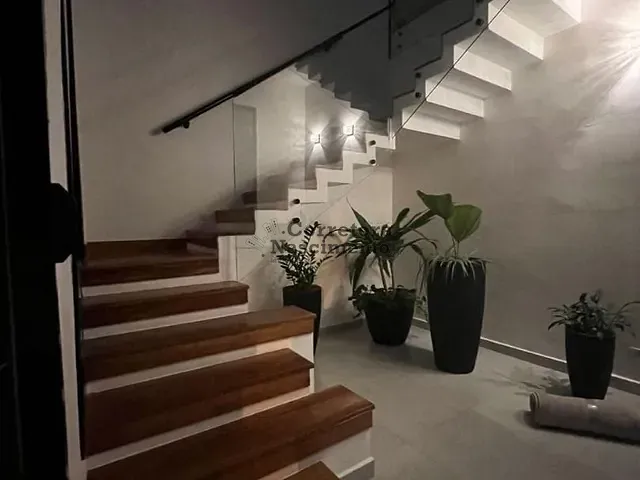 Casa com 311m² 4 quartos e 3 banheiros, à venda, no bairro Residencial Santa Paula em Jacareí