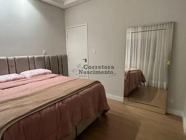 Casa com 311m² 4 quartos e 3 banheiros, à venda, no bairro Residencial Santa Paula em Jacareí