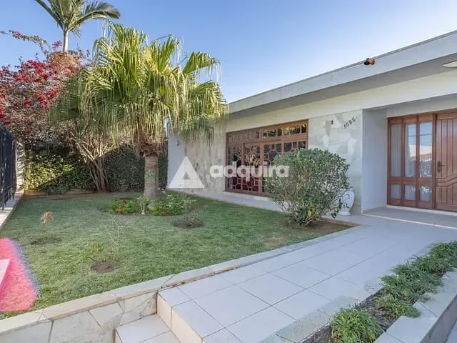Casa com 1500m², à venda, no bairro Jardim Carvalho em Ponta Grossa