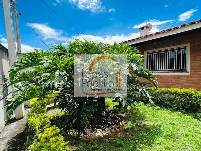 Casa com 390m² 3 quartos e 1 banheiro, à venda, no bairro Vila Nova Aclimação em Atibaia