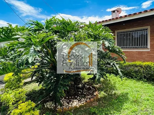 Casa com 390m² 3 quartos e 1 banheiro, à venda, no bairro Vila Nova Aclimação em Atibaia