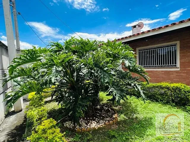 Casa com 390m² 3 quartos e 1 banheiro, à venda, no bairro Vila Nova Aclimação em Atibaia