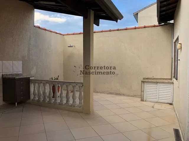 Casa com 320m² 4 quartos e 5 banheiros, à venda, no bairro Loteamento Villa Branca em Jacareí