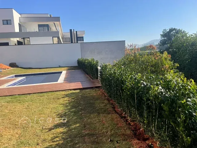 Casa com 660m² 4 quartos e 6 banheiros, à venda, no bairro Tanque em Atibaia