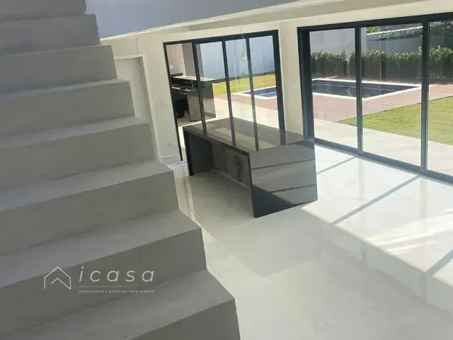 Casa com 660m² 4 quartos e 6 banheiros, à venda, no bairro Tanque em Atibaia