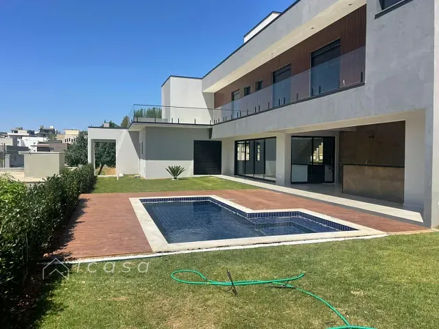 Casa com 660m² 4 quartos e 6 banheiros, à venda, no bairro Tanque em Atibaia