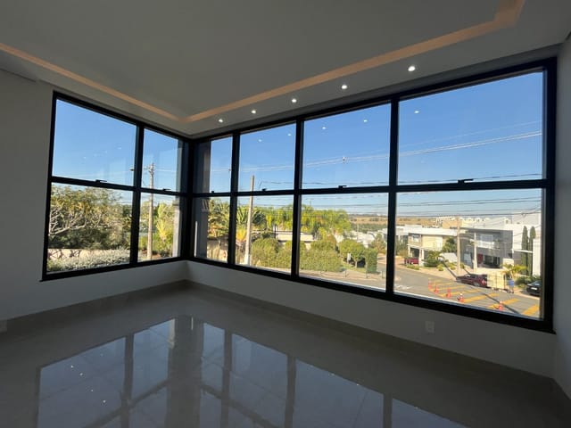 Foto do Casa - Casa com Projeto Único no Swiss Park, 3 suítes no piso térreo! | Home Hunters