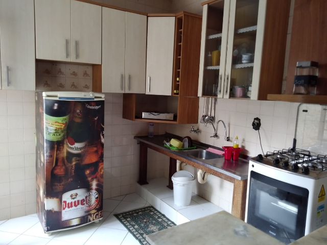 Casa com 860m² 3 quartos e 2 banheiros, à venda, no bairro Santana em Pindamonhangaba