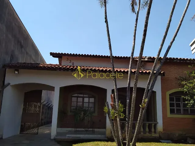 Casa com 860m² 3 quartos e 2 banheiros, à venda, no bairro Santana em Pindamonhangaba