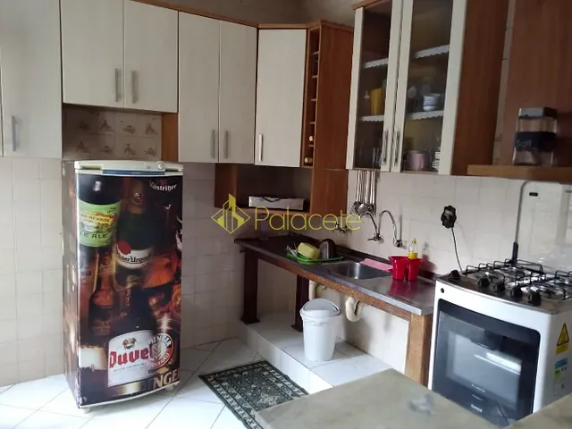 Casa com 860m² 3 quartos e 2 banheiros, à venda, no bairro Santana em Pindamonhangaba