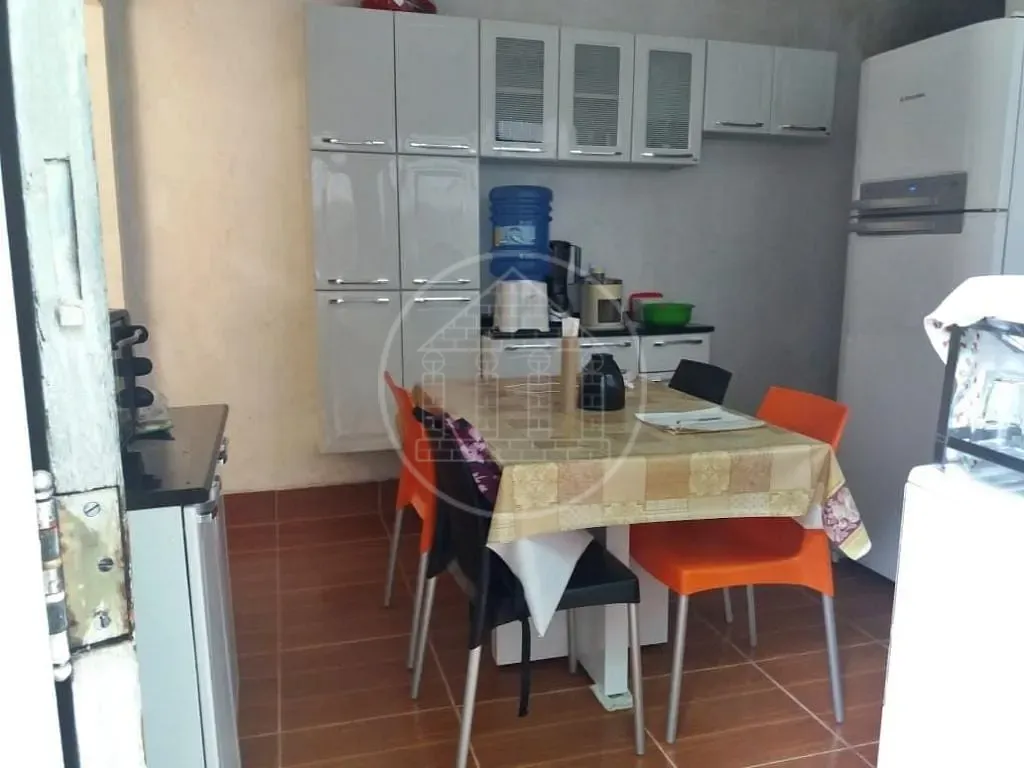 Casa, 2 quartos, 80 m² - Foto 1