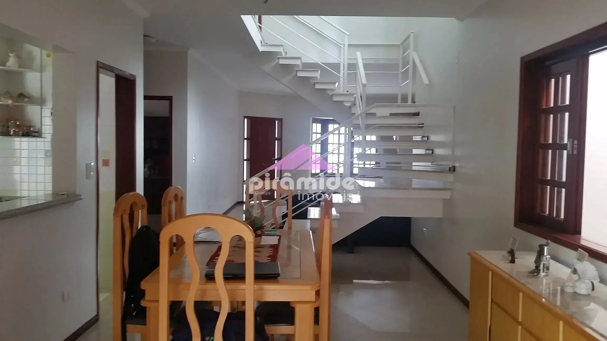 Casa, 3 quartos, 260 m² - Foto 4