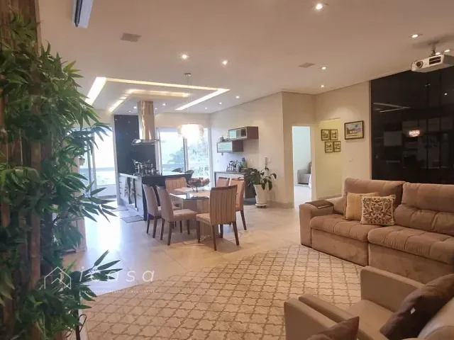 Casa com 480m² 4 quartos e 4 banheiros, à venda, no bairro Condomínio Residencial Alphaville II em São José dos Campos