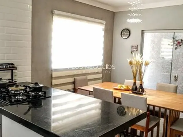 Casa com 189m² 3 quartos e 3 banheiros, à venda, no bairro Jardim Nápoli em Sorocaba