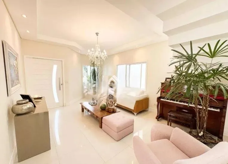 Casa, 4 quartos, 262 m² - Foto 1
