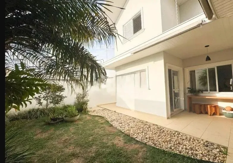 Casa, 4 quartos, 262 m² - Foto 2