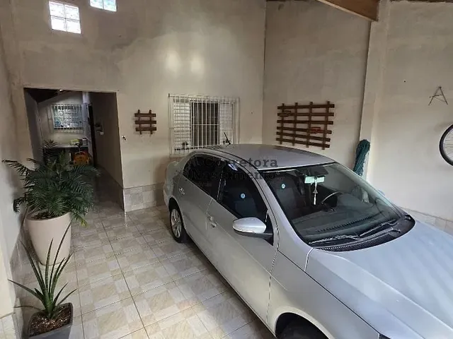 Casa com 150m² 2 quartos e 2 banheiros, à venda, no bairro Cidade Salvador em Jacareí