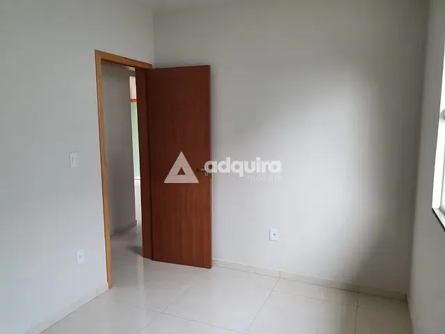 Casa 3 quartos e 1 banheiro, à venda, no bairro Contorno em Ponta Grossa