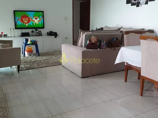 Casa com 271m² 3 quartos e 3 banheiros, à venda, no bairro Condomínio Village do Sol em Pindamonhangaba