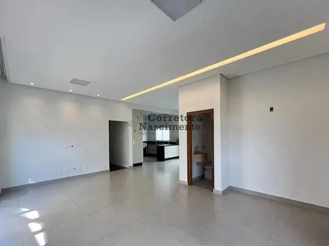 Casa com 330m² 5 quartos e 4 banheiros, para alugar, no bairro Urbanova em São José dos Campos