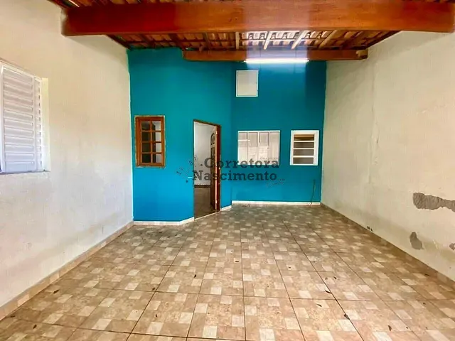 Casa com 175m² 2 quartos e 1 banheiro, à venda, no bairro Cidade Salvador em Jacareí
