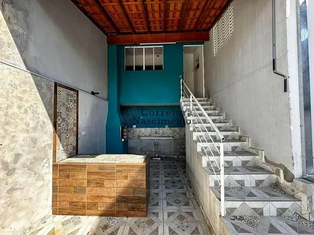 Casa com 175m² 2 quartos e 1 banheiro, à venda, no bairro Cidade Salvador em Jacareí