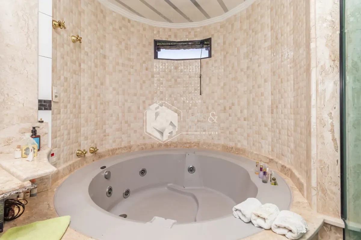 Casa, 5 quartos, 358 m² - Foto 23