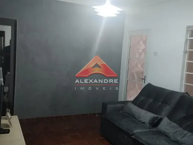 Casa com 125m² 2 quartos e 1 banheiro, à venda, no bairro Jardim das Cerejeiras em São José dos Campos