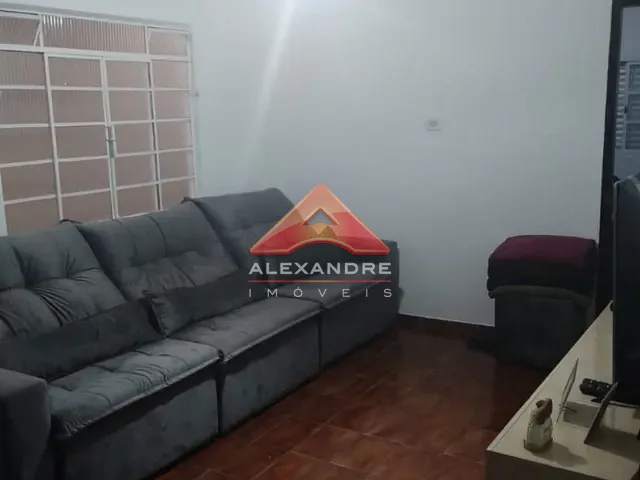 Casa com 125m² 2 quartos e 1 banheiro, à venda, no bairro Jardim das Cerejeiras em São José dos Campos