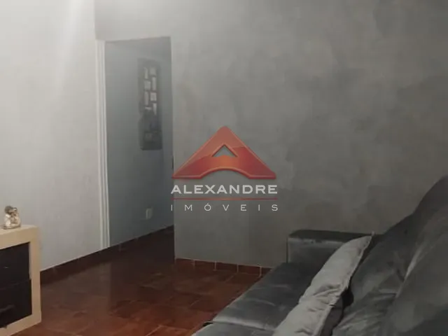 Casa com 125m² 2 quartos e 1 banheiro, à venda, no bairro Jardim das Cerejeiras em São José dos Campos
