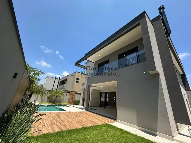 Casa com 234m² 5 quartos e 6 banheiros, à venda, no bairro Jardim do Golfe em São José dos Campos