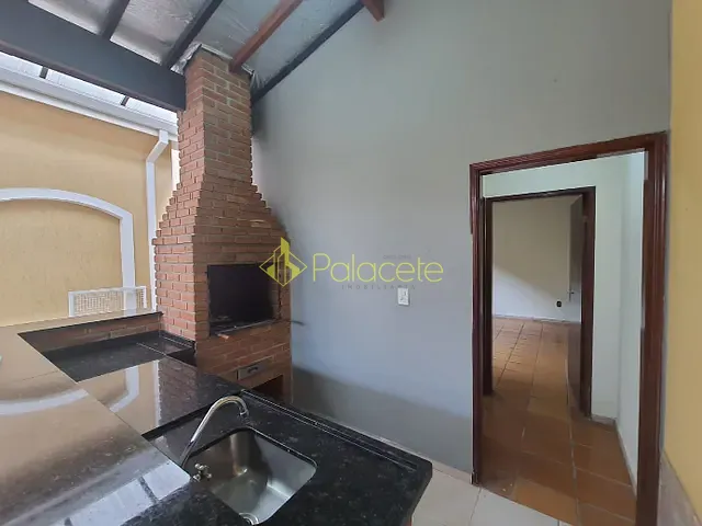 Casa com 393m² 4 quartos e 3 banheiros, à venda, no bairro Jardim Santa Clara em Taubaté