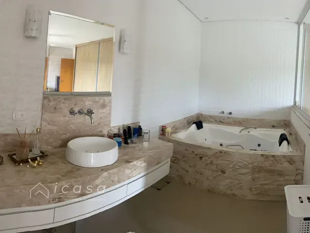 Casa com 324m² 3 quartos e 3 banheiros, à venda, no bairro Altos da vila Paiva em São José dos Campos