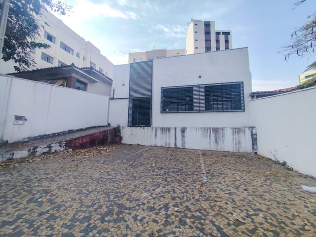 Foto do Casa - Casa Espaçosa à Venda no Taquaral – 4 Dormitórios, 6 Banheiros e Localização Estratégica | Home Hunters