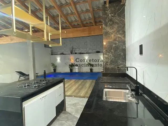 Casa com 175m² 3 quartos e 2 banheiros, à venda, no bairro Loteamento Villa Branca em Jacareí