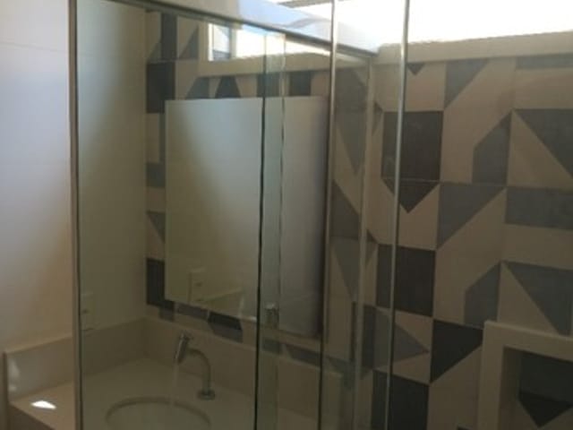 Casa com 200m² 2 quartos e 2 banheiros, à venda, no bairro Jardim Morumby em Taubaté