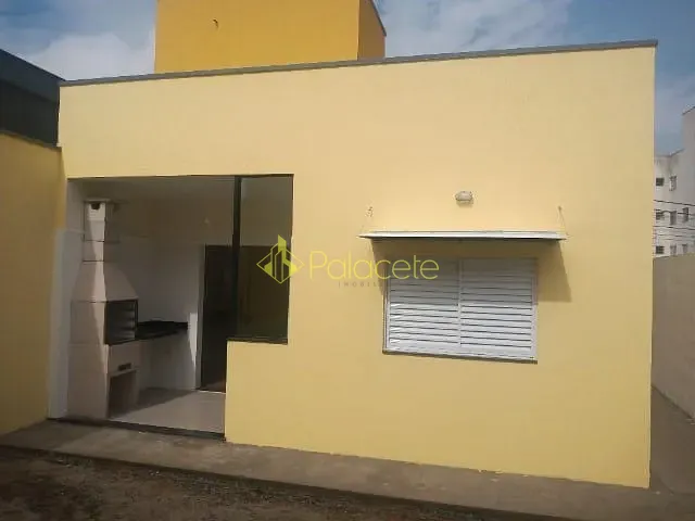 Casa com 200m² 2 quartos e 2 banheiros, à venda, no bairro Jardim Morumby em Taubaté