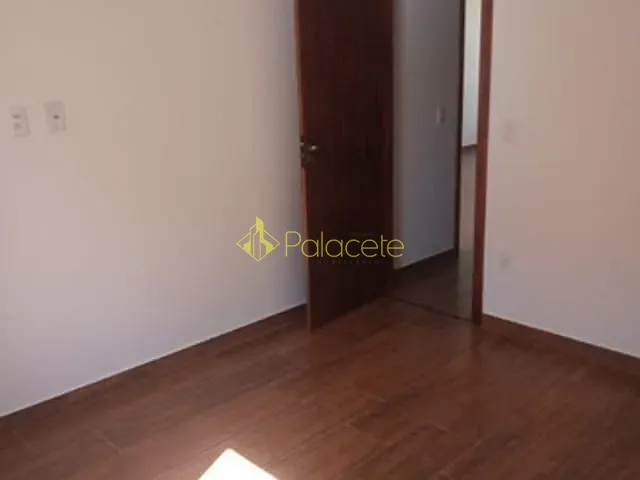 Casa com 200m² 2 quartos e 2 banheiros, à venda, no bairro Jardim Morumby em Taubaté