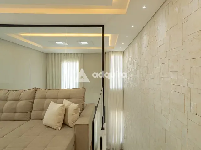 Casa com 372m² 3 quartos e 4 banheiros, à venda, no bairro Jardim Carvalho em Ponta Grossa