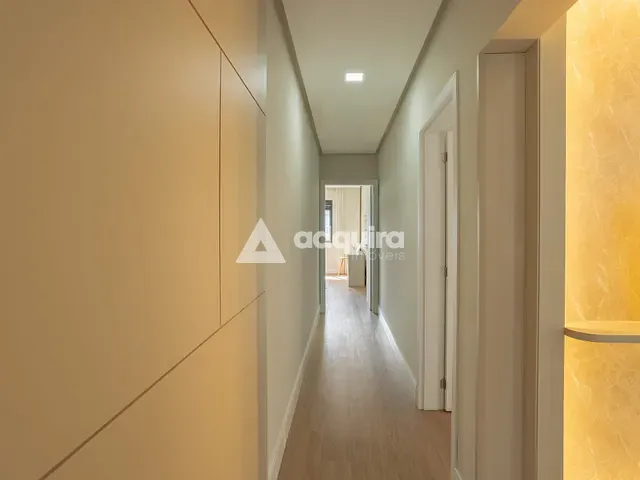 Casa com 372m² 3 quartos e 4 banheiros, à venda, no bairro Jardim Carvalho em Ponta Grossa