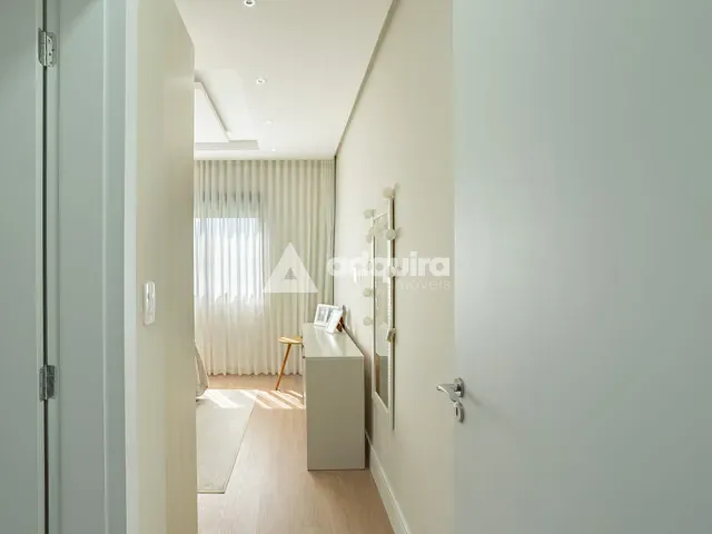 Casa com 372m² 3 quartos e 4 banheiros, à venda, no bairro Jardim Carvalho em Ponta Grossa
