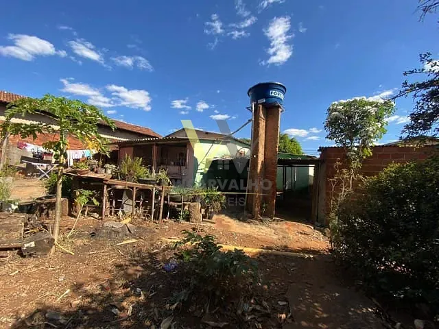 Casa com 1000m² 2 quartos e 1 banheiro, à venda, no bairro Jaiara em Anápolis