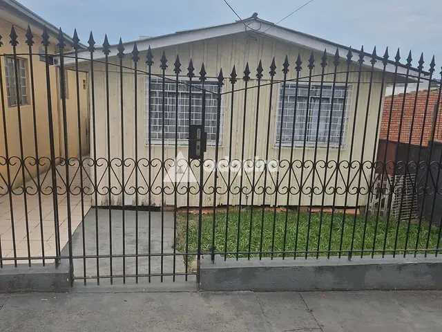 Casa com 330m², à venda, no bairro Nova Rússia em Ponta Grossa