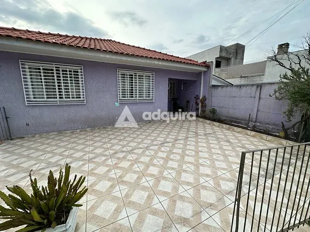Casa com 288m² 4 quartos e 2 banheiros, à venda, no bairro Ronda em Ponta Grossa