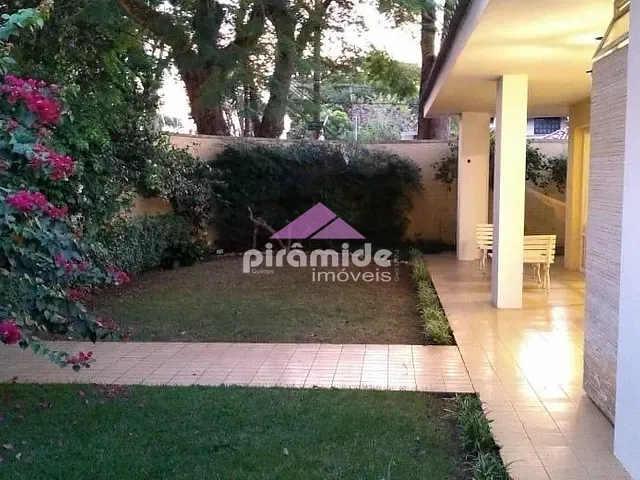 Casa com 516m² 4 quartos e 4 banheiros, à venda, no bairro Jardim Esplanada em São José dos Campos
