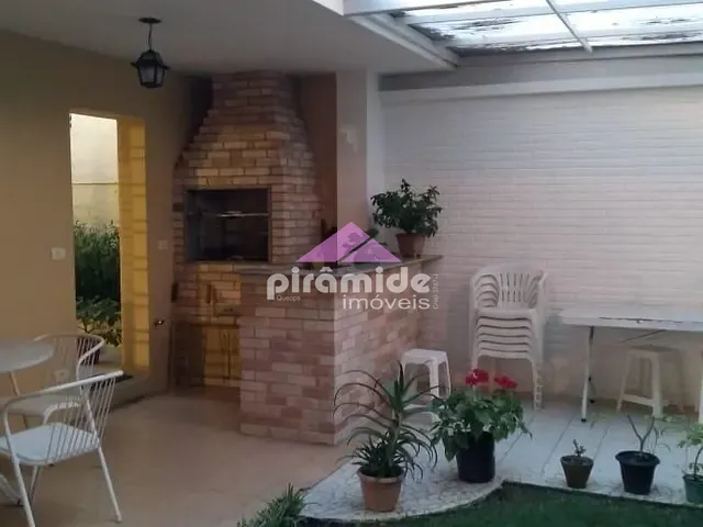 Casa com 516m² 4 quartos e 4 banheiros, à venda, no bairro Jardim Esplanada em São José dos Campos