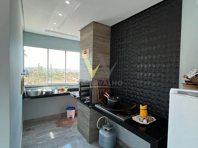 Casa com 300m² 2 quartos e 3 banheiros, à venda, no bairro Jardim das Americas 2ª Etapa em Anápolis